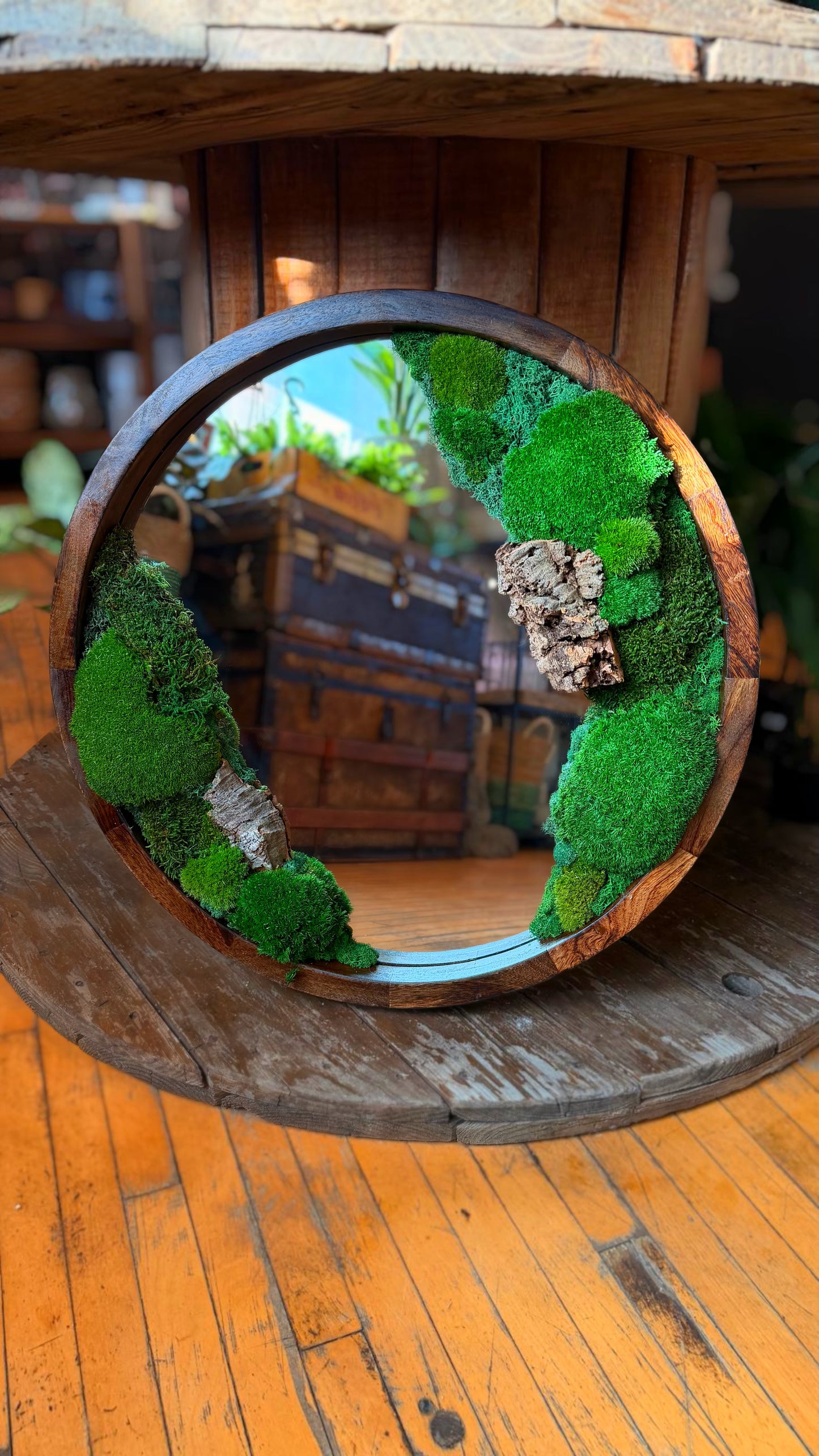 Large ‘Tierra’ Moss Mirror
