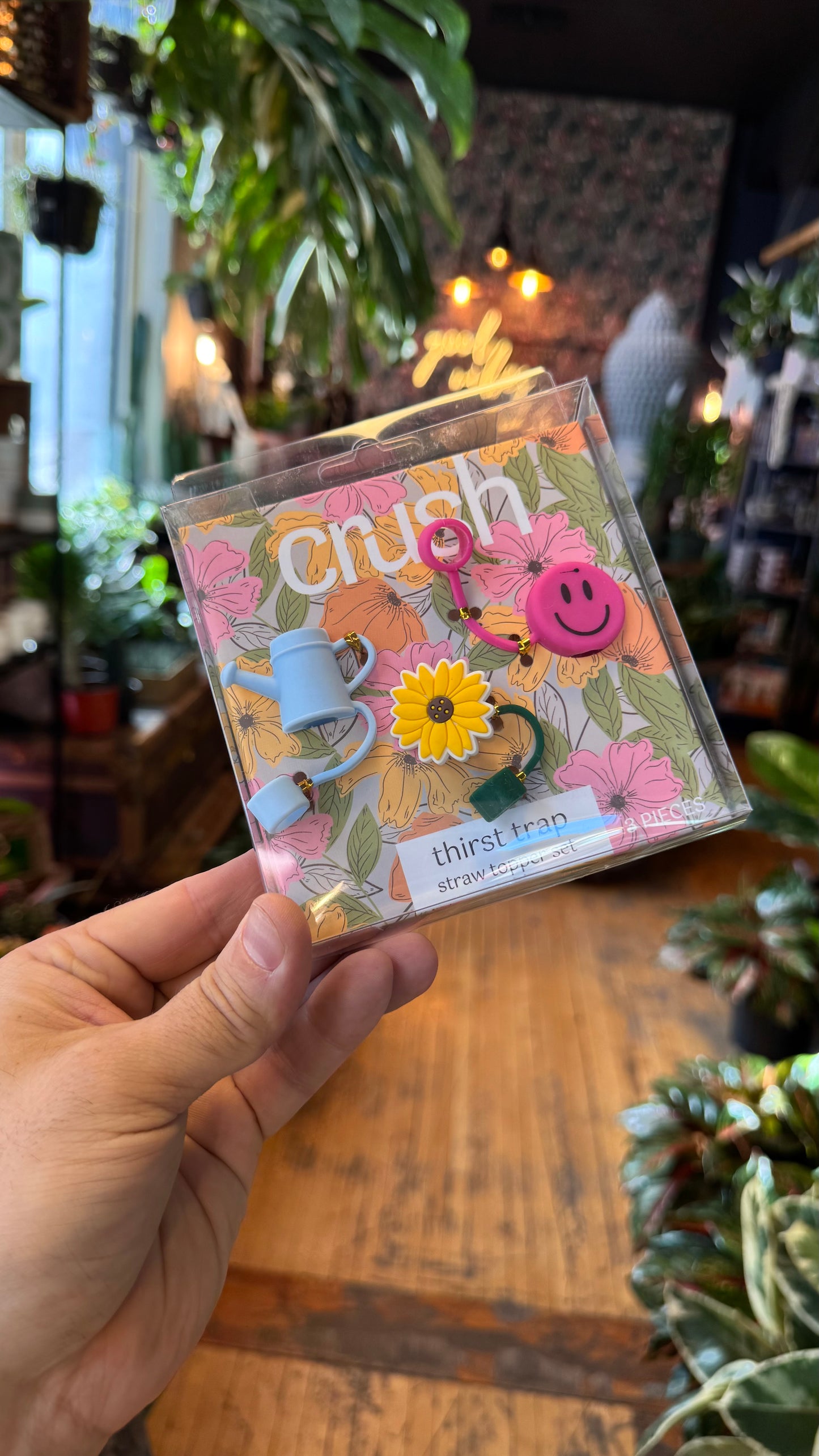 Crush Straw Topper - Gardening Goodies