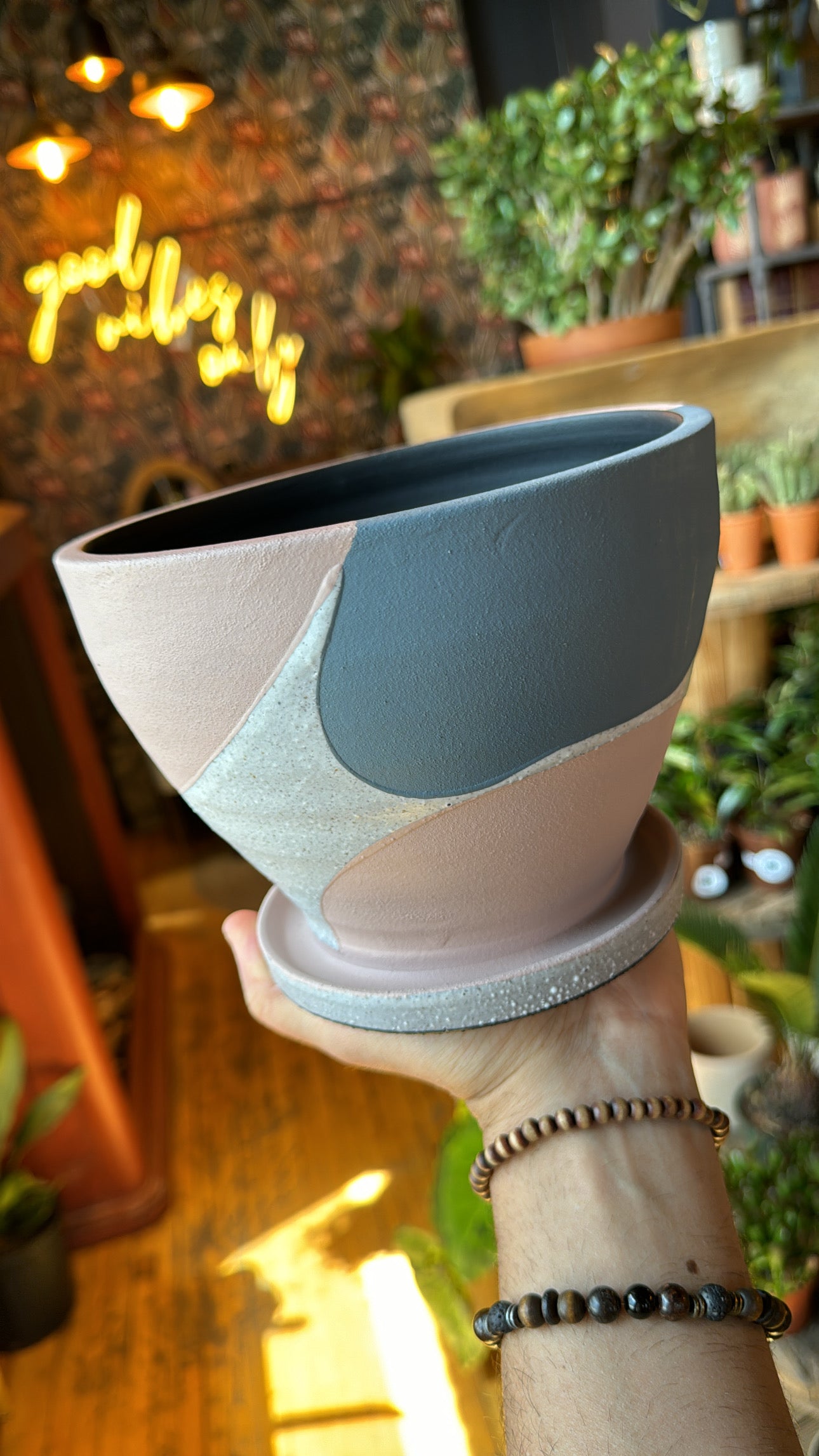 7.5”  Modera Mosiac Planter