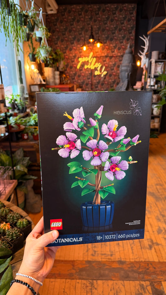 Lego - Purple Hibiscus