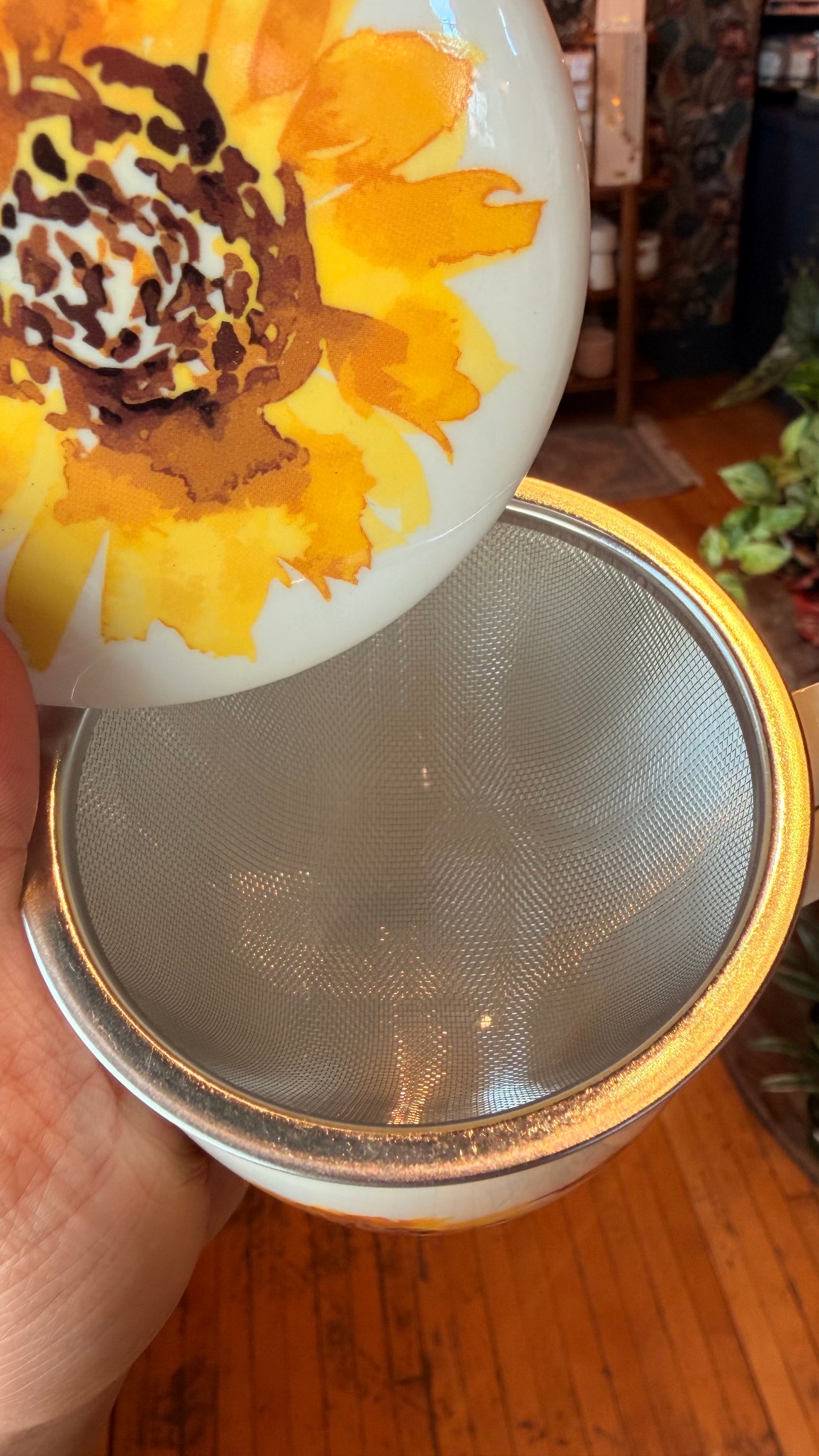Bee Sunflower Fields - Loose Leaf Tea Mug and Strainer