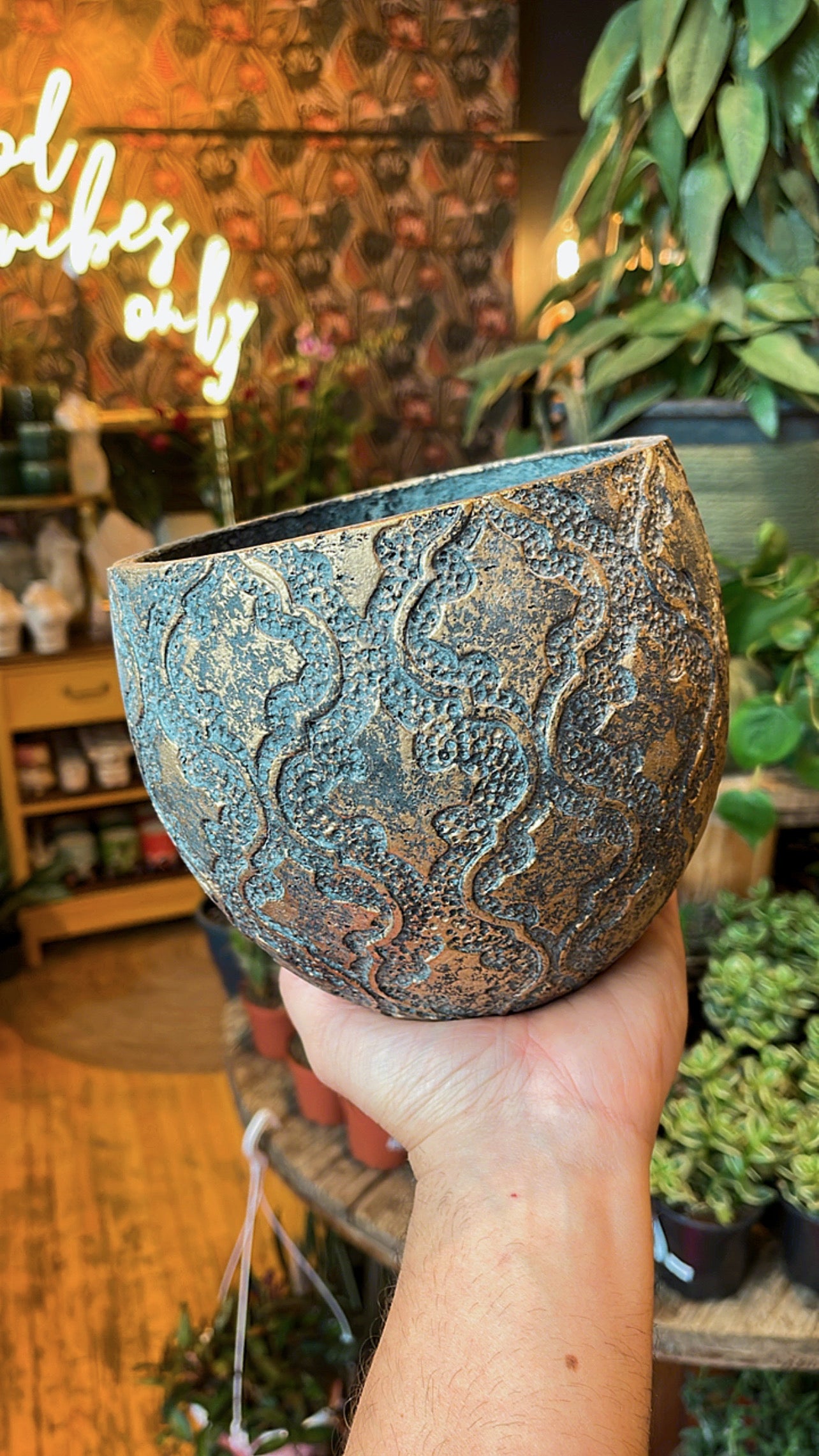 6.5” Coppertone Planter