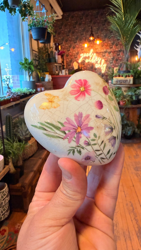 Small Floral Ceramic Heart Decor