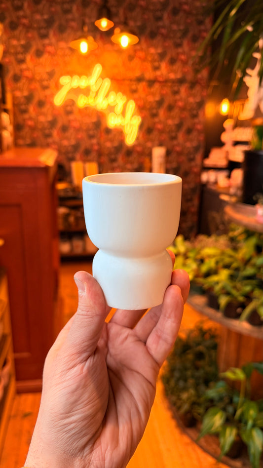 2.5” Teeny White Planter