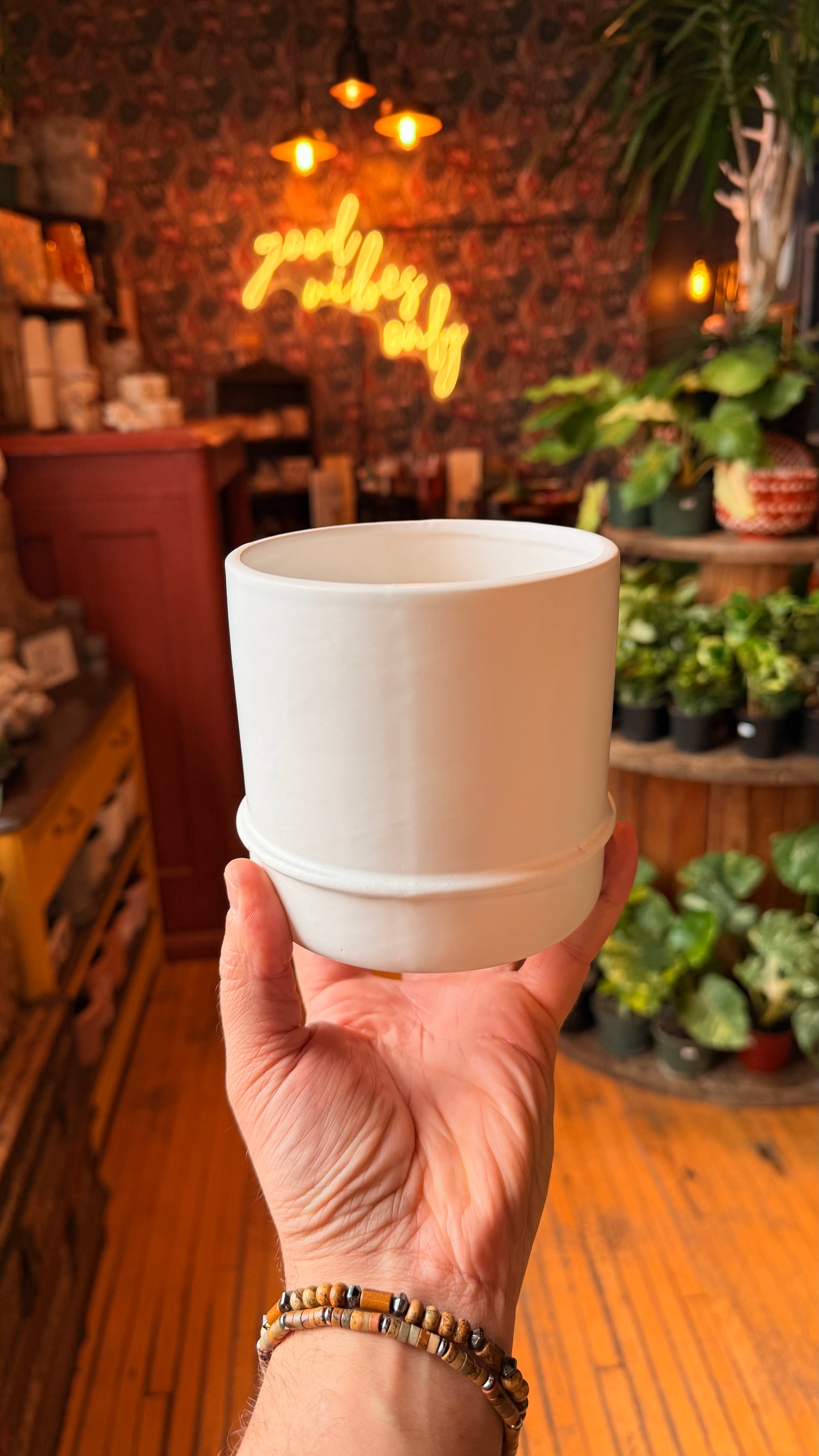 4.5” White Line Planter