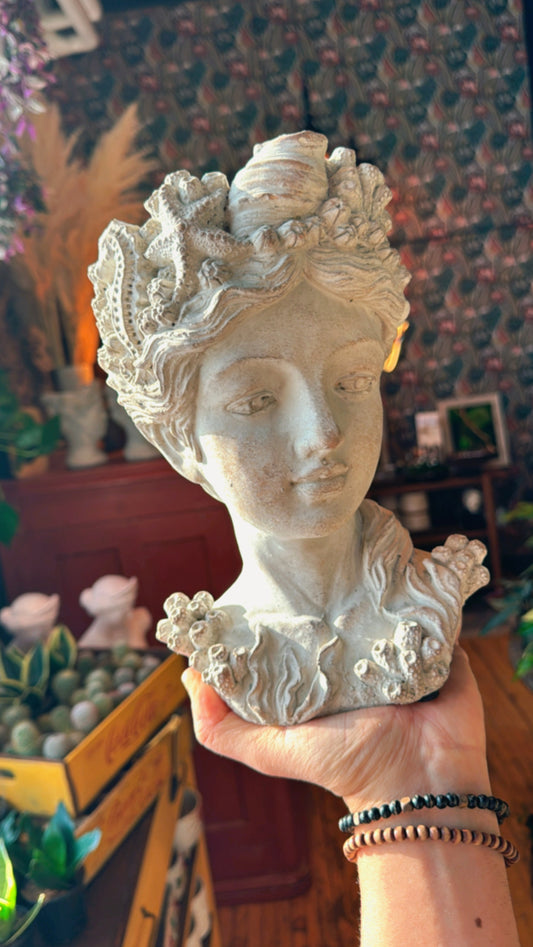 Ocean Queen Bust Planter