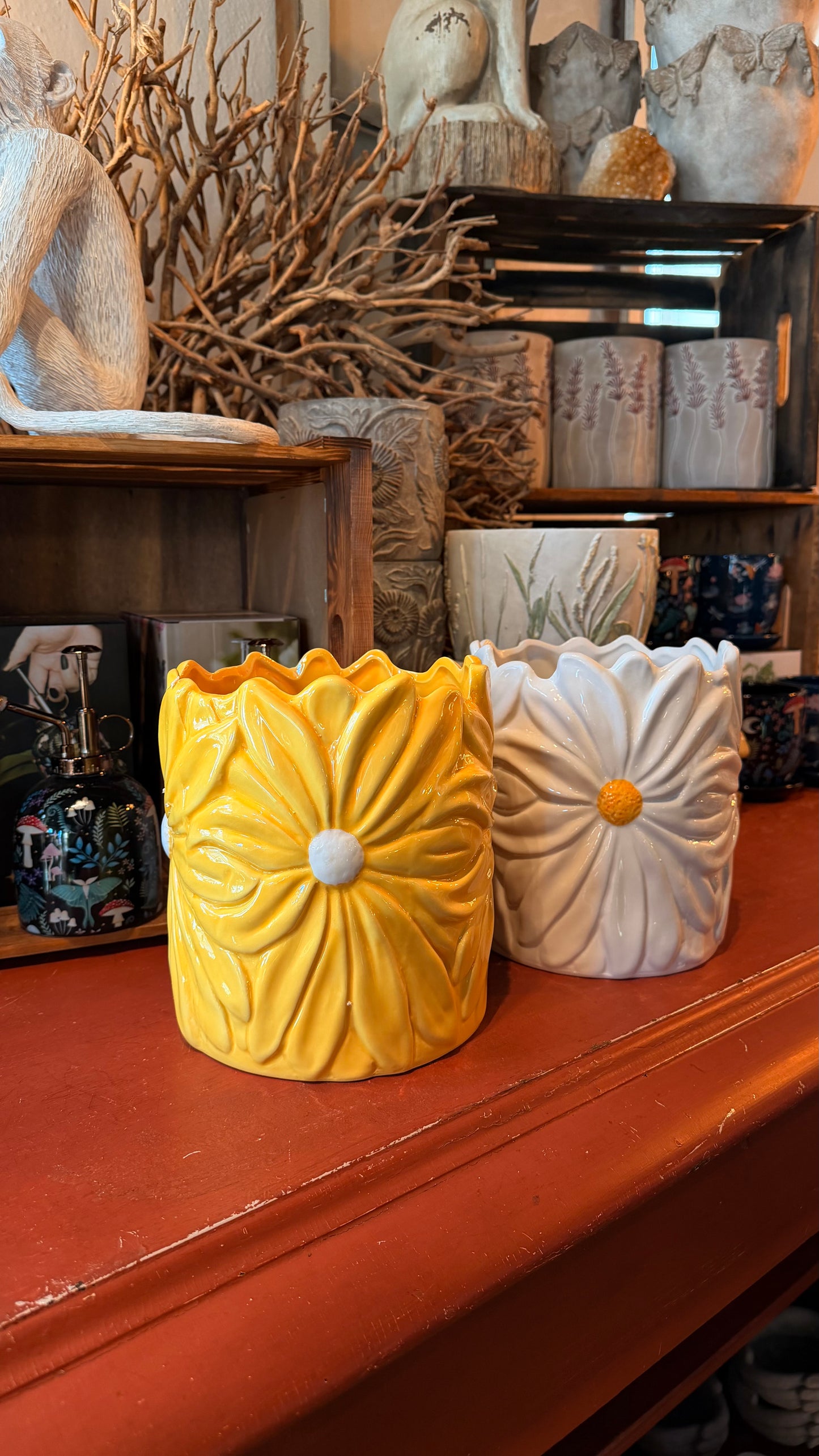 7” Dizzy Daisy Planter