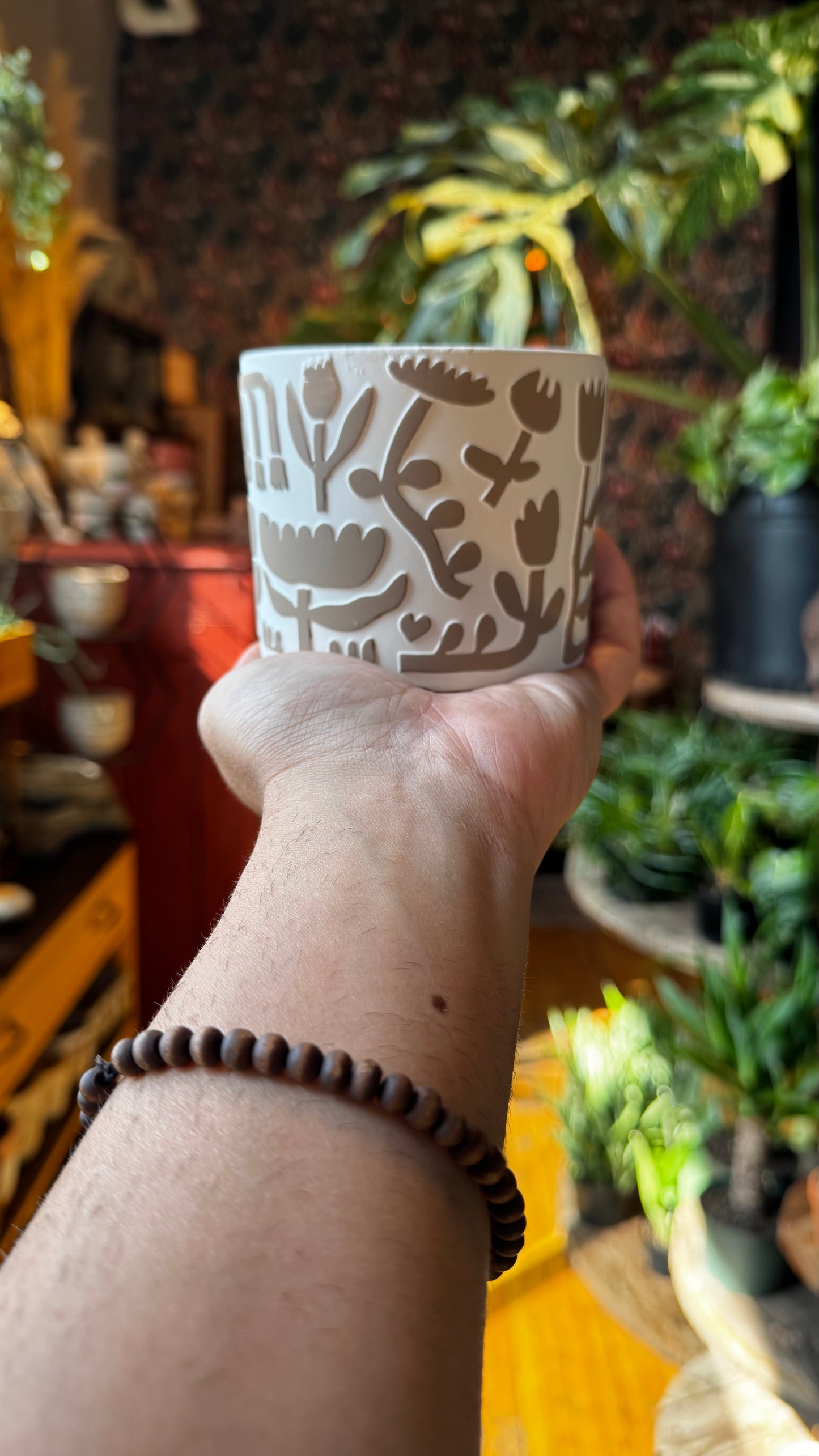 4” White Zinnia Planter