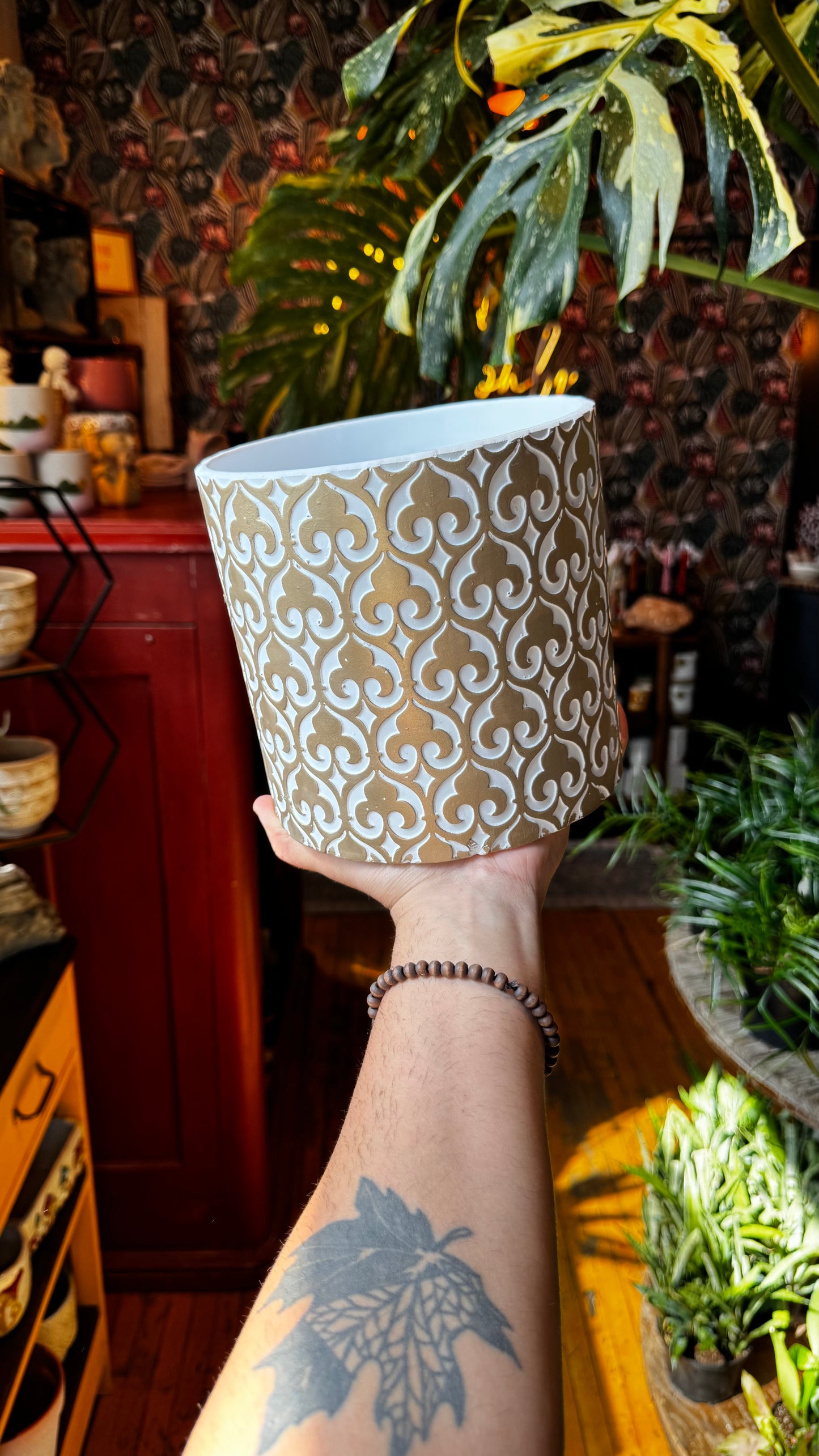 6.5” Fleur De Golden Planter