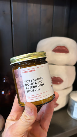 Foxy Ladies Doin’ a lil’ Afternoon Shoppin’ candle