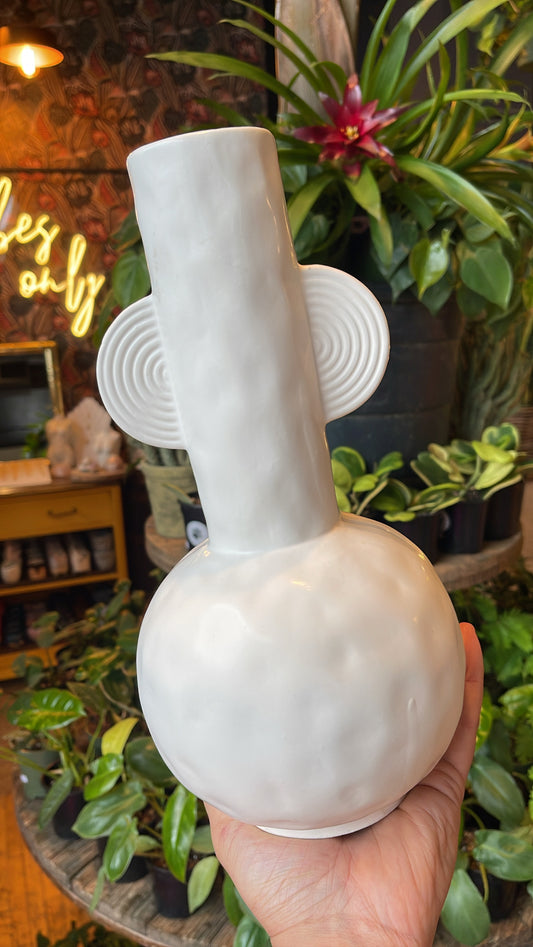 Este White Crinkle Vase