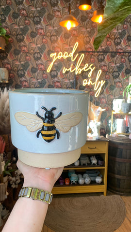 Busy Bee Two-Tone Planter
