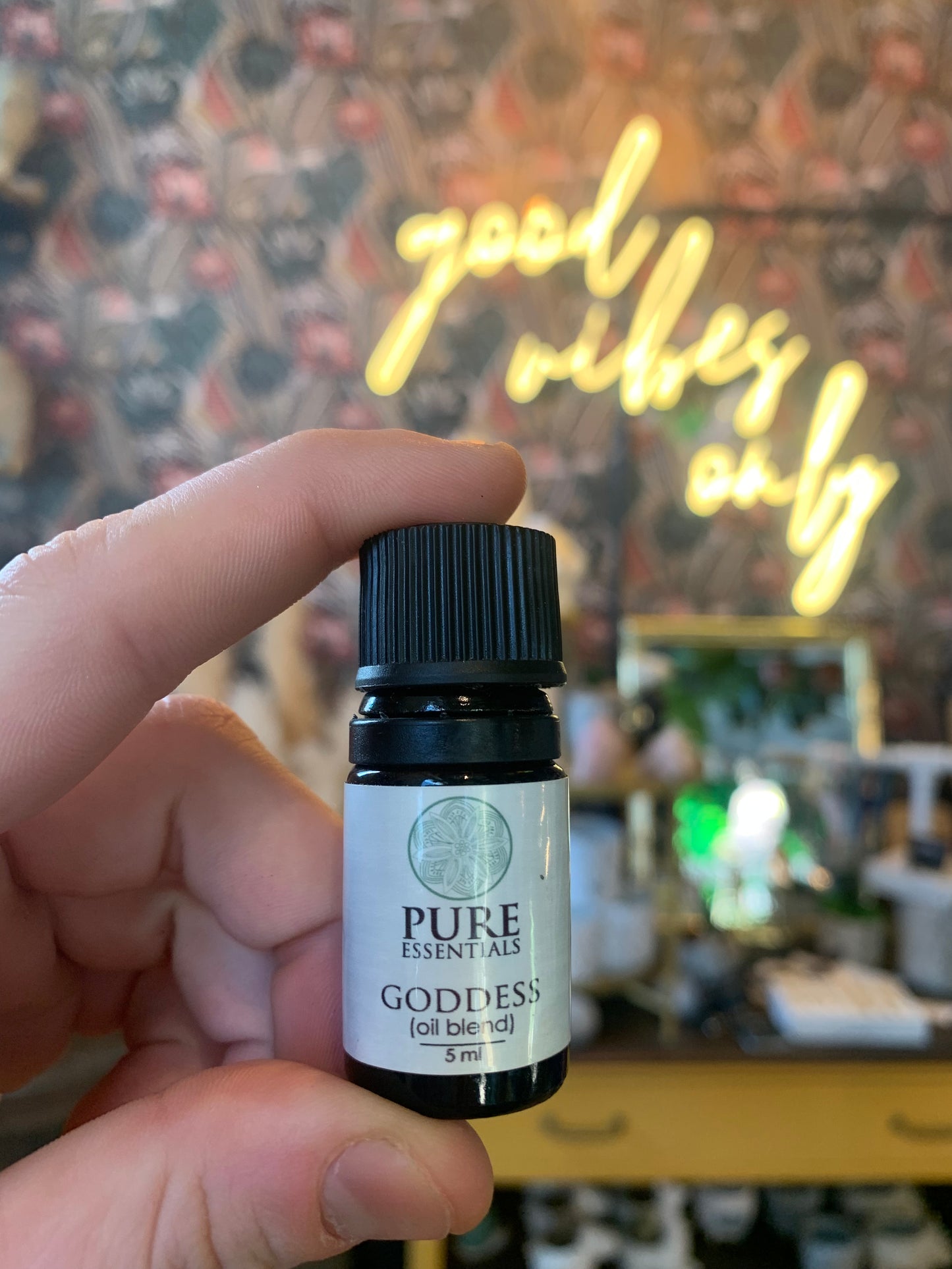 Pure Essentials - Goddess Oil Blend